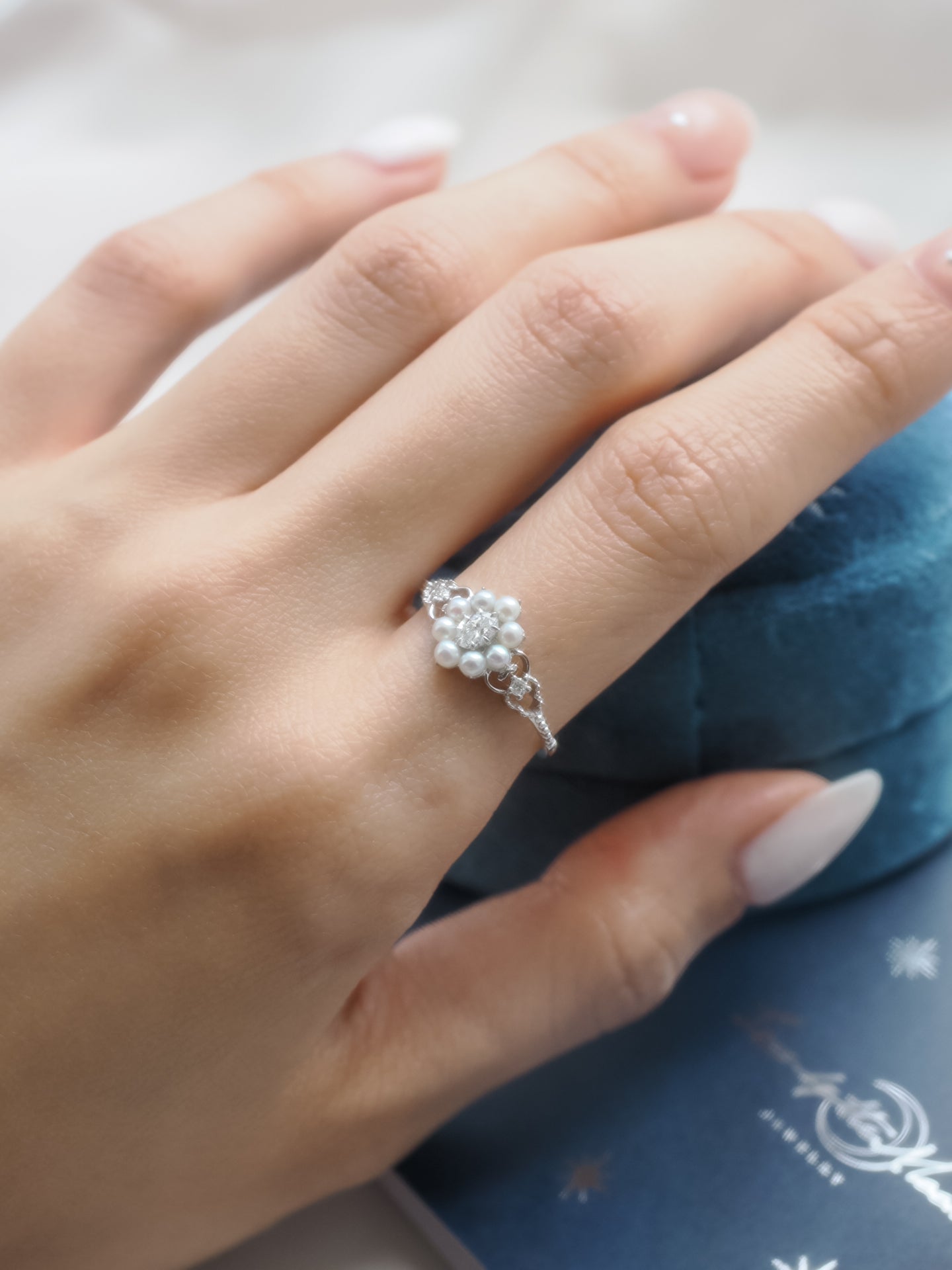 Georgia 14K Gold Diamond Cluster Ring