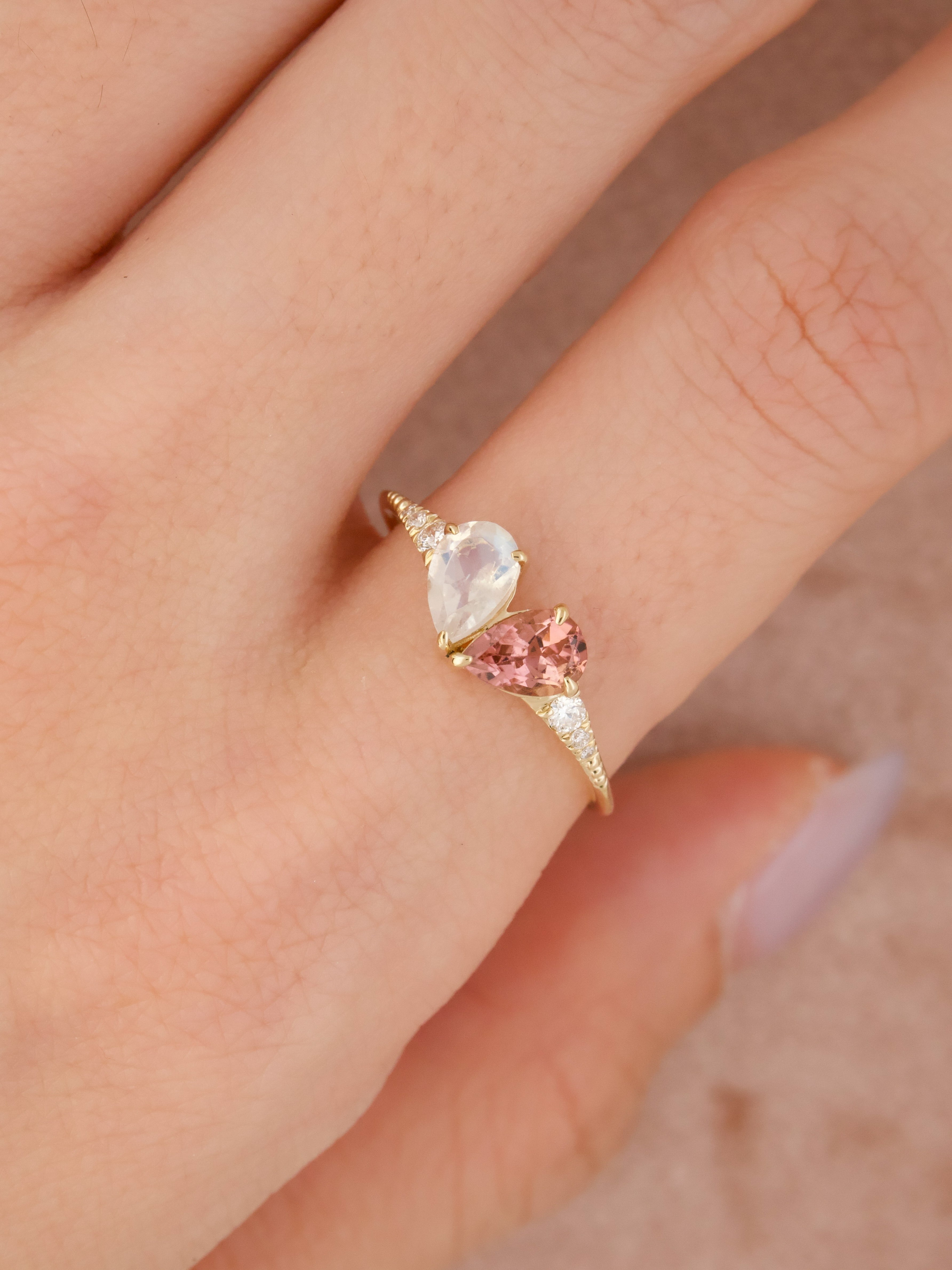 14K Yellow Gold Heart Shaped Ring -  Toi et Moi