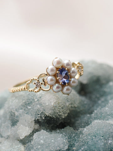Georgia 14K Gold Tanzanite Cluster Ring