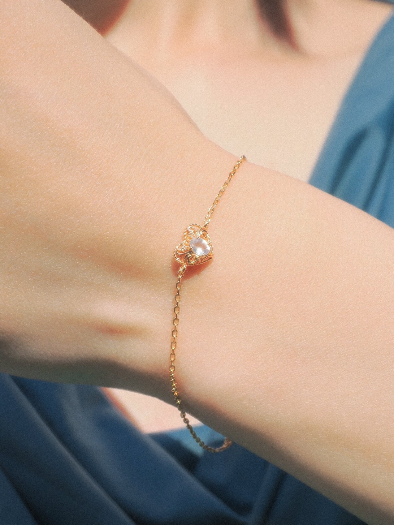 Moonstone Gold Heart Bracelet - Majesty