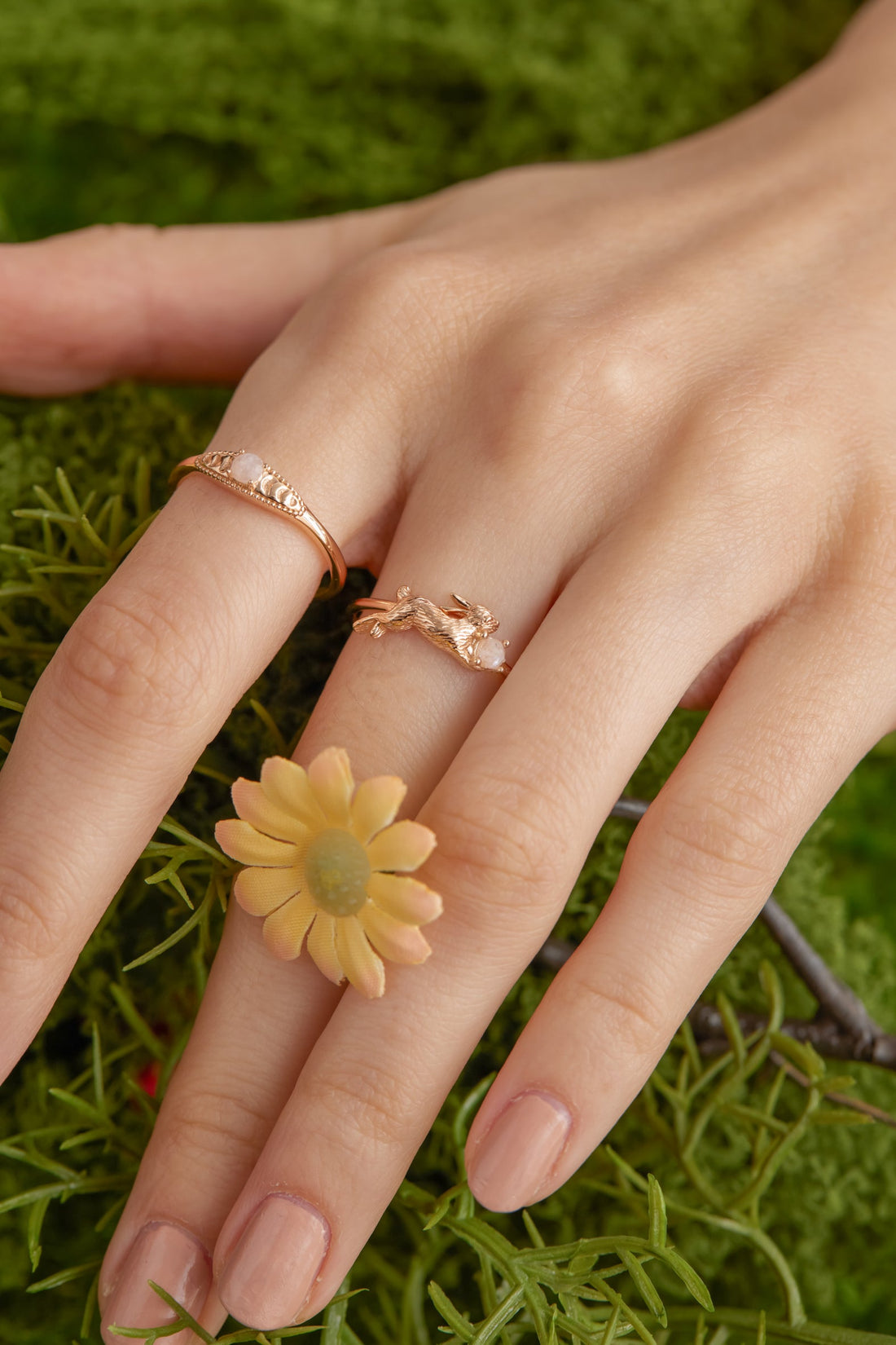 Moonstone Gold Moon Phases Ring - Moonbeam