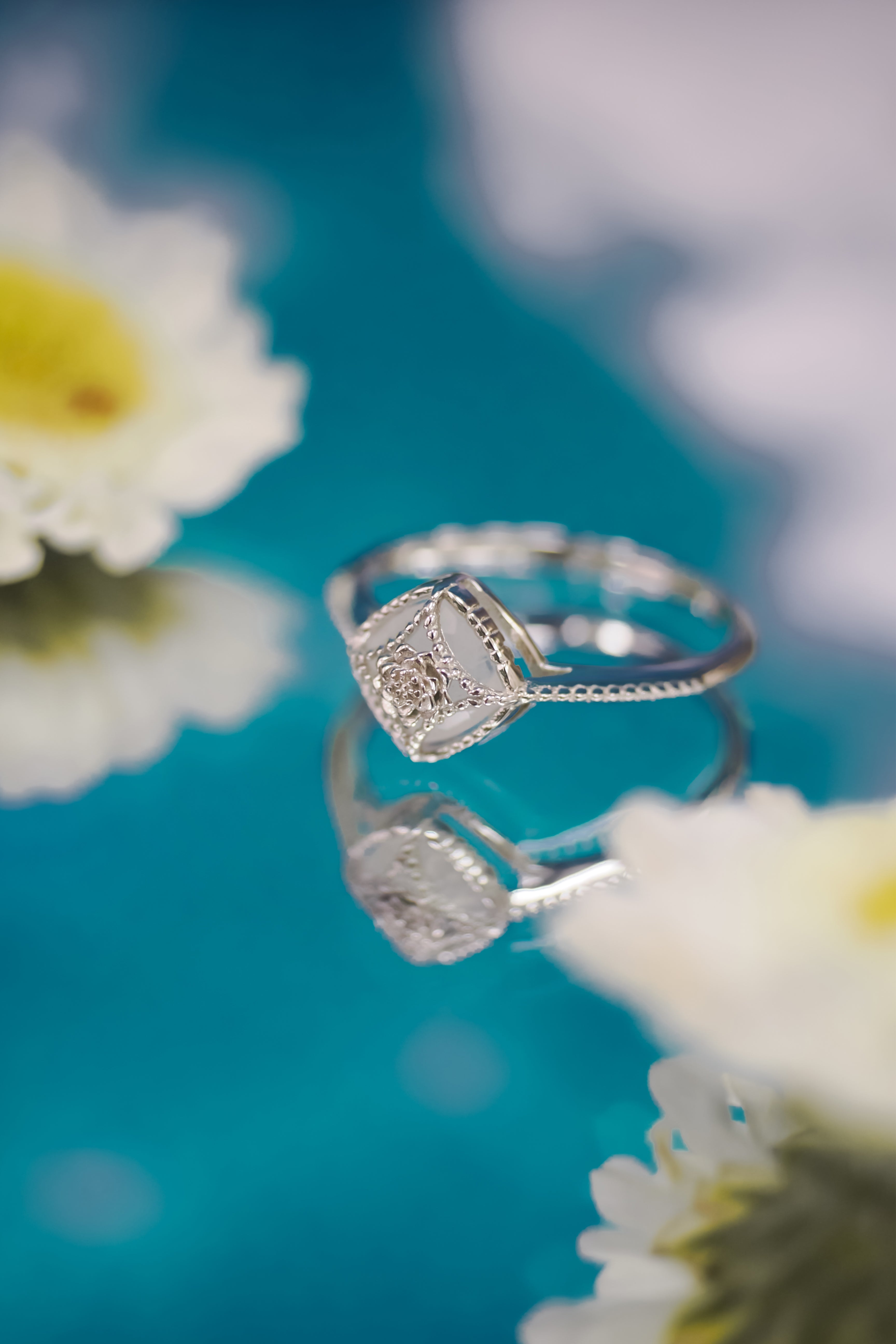 Moonstone Silver Ring - Water Lily