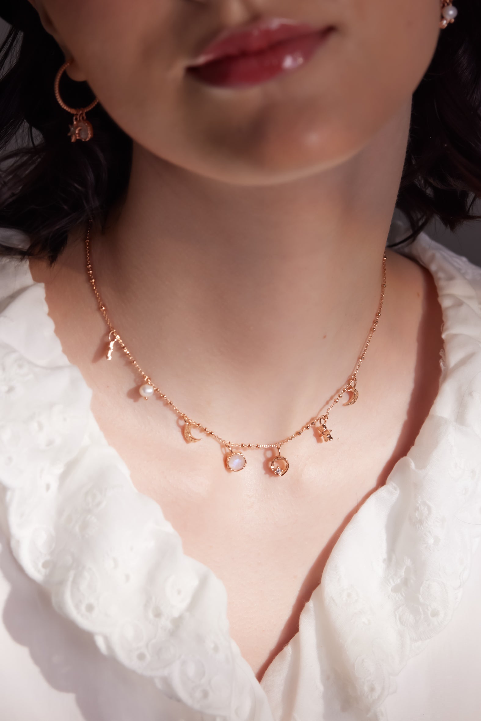 Moonstone & Freshwater Pearl Gold Dainty Choker - Moonlight