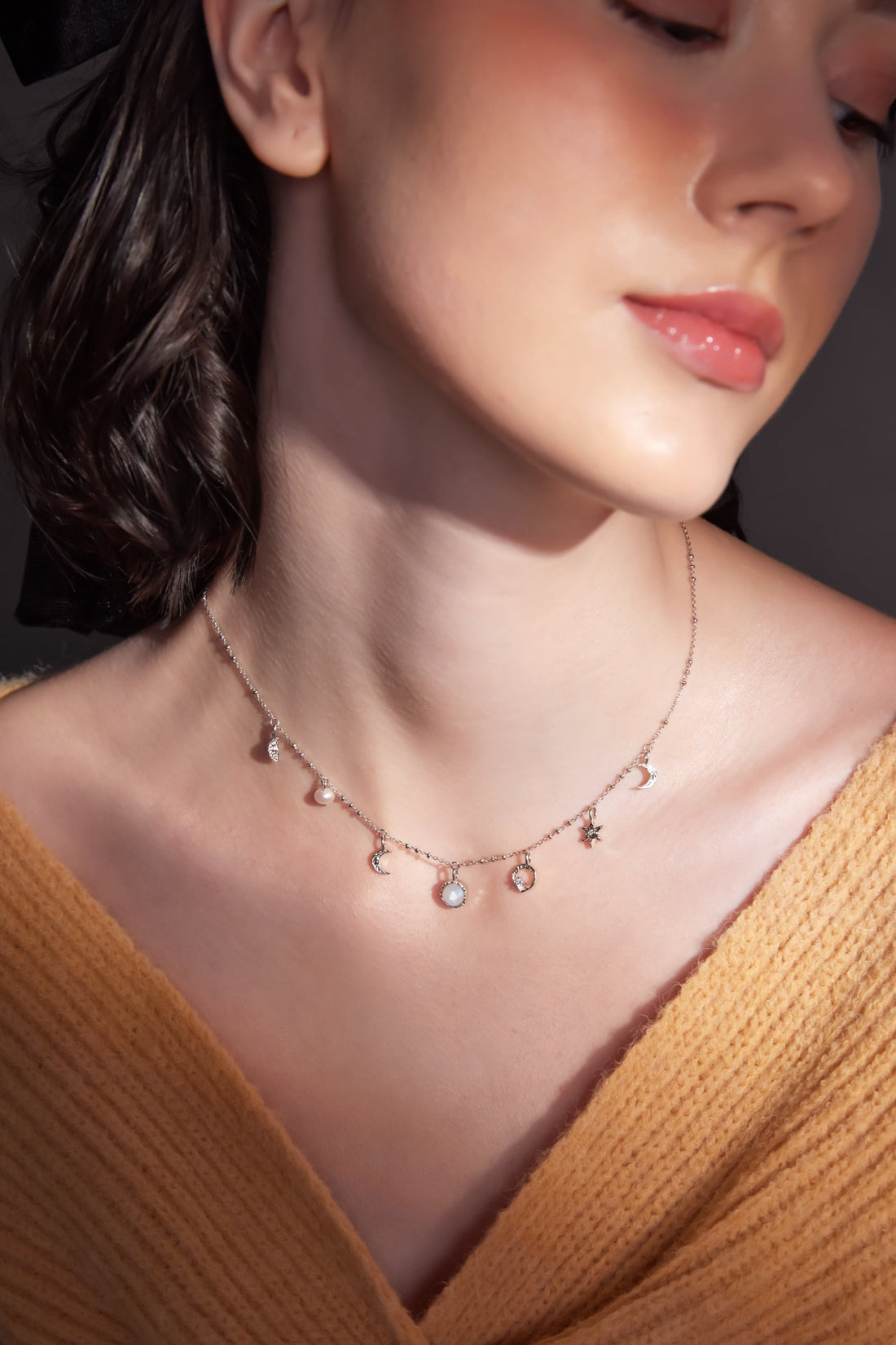 Moonstone & Freshwater Pearl Silver Dainty Choker - Moonlight
