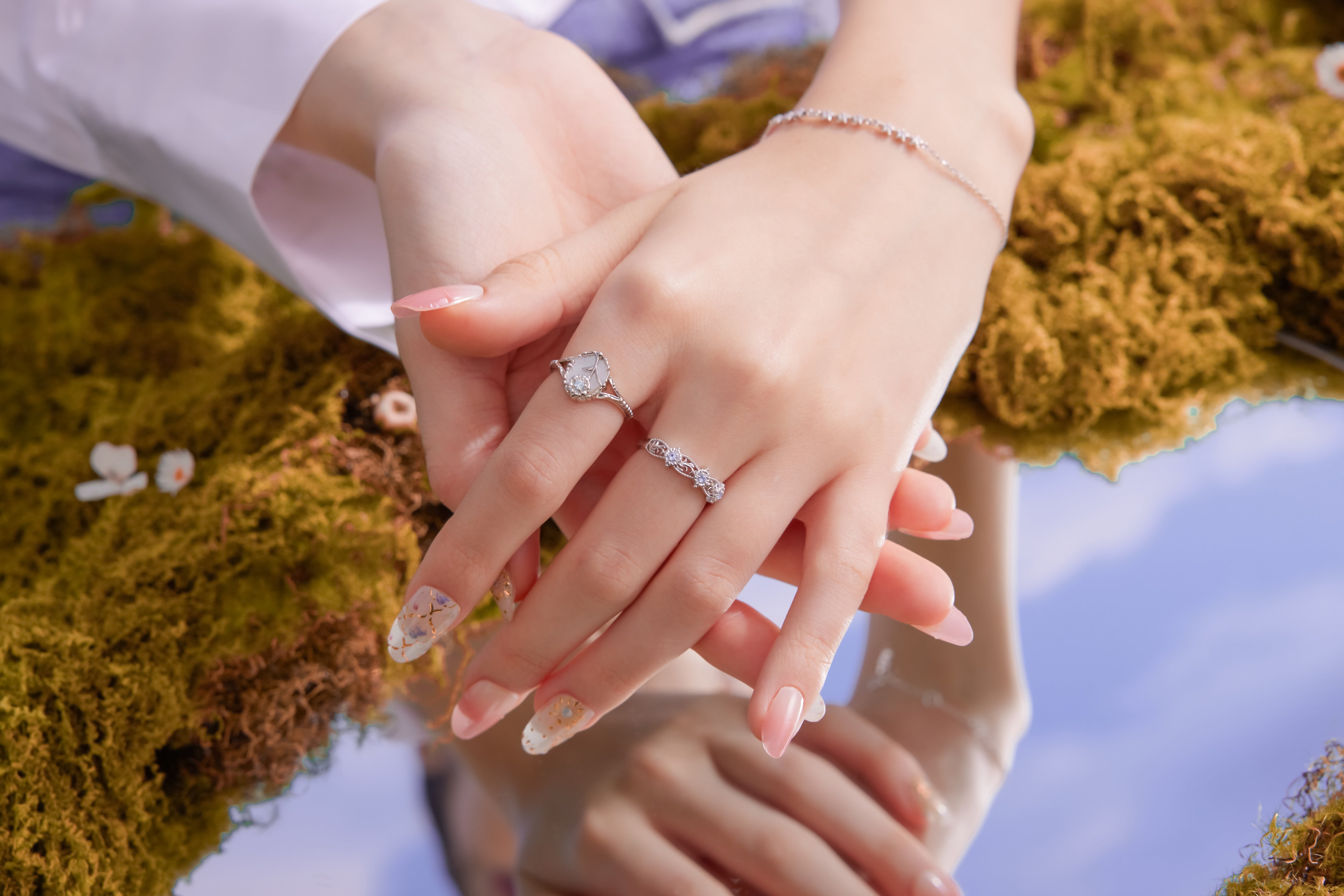 Mother of Pearl Silver Ring - Aster