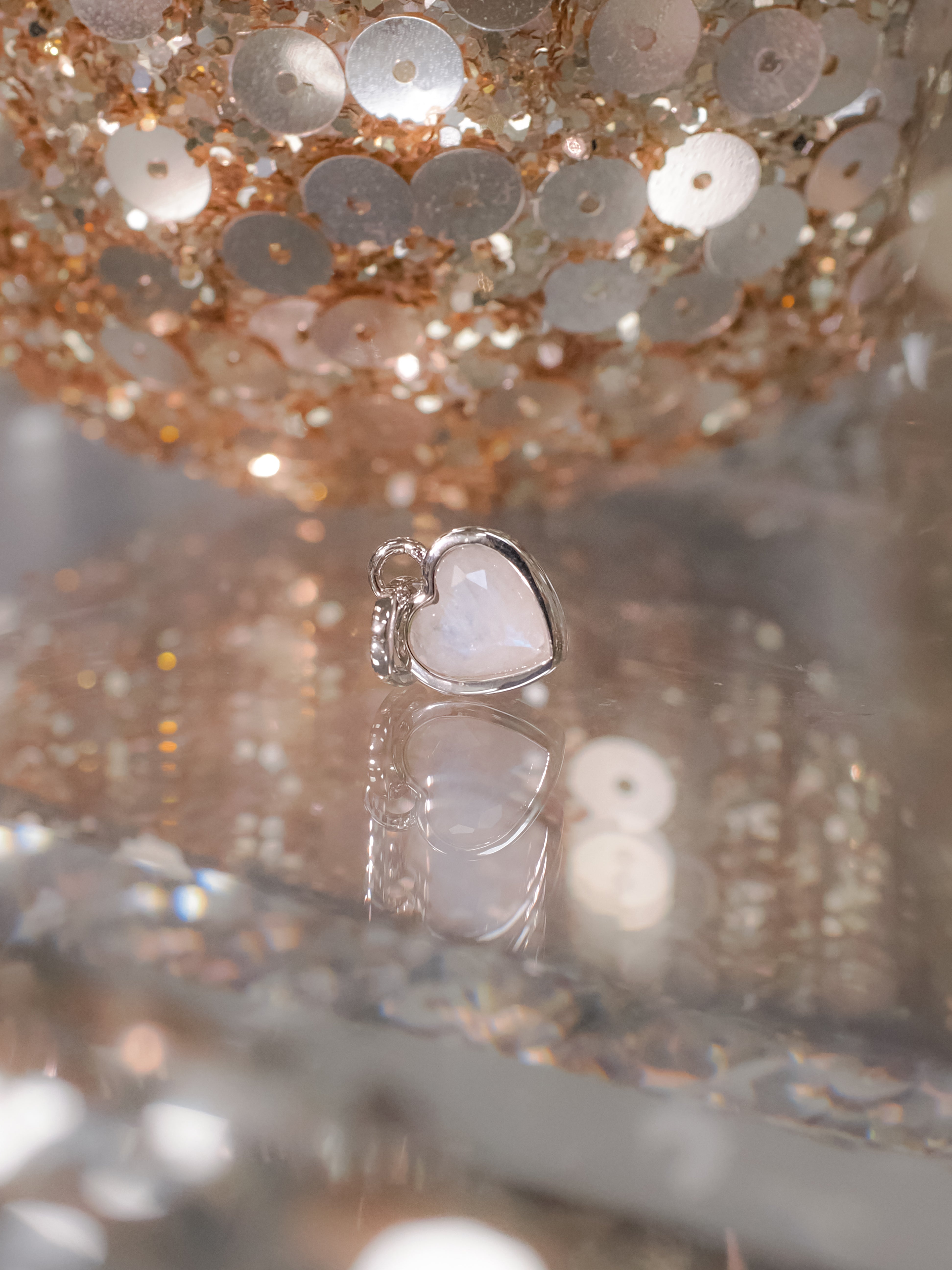 (Not for Sale) Exclusive Redeemable Gift with 4000 Moon Dollars