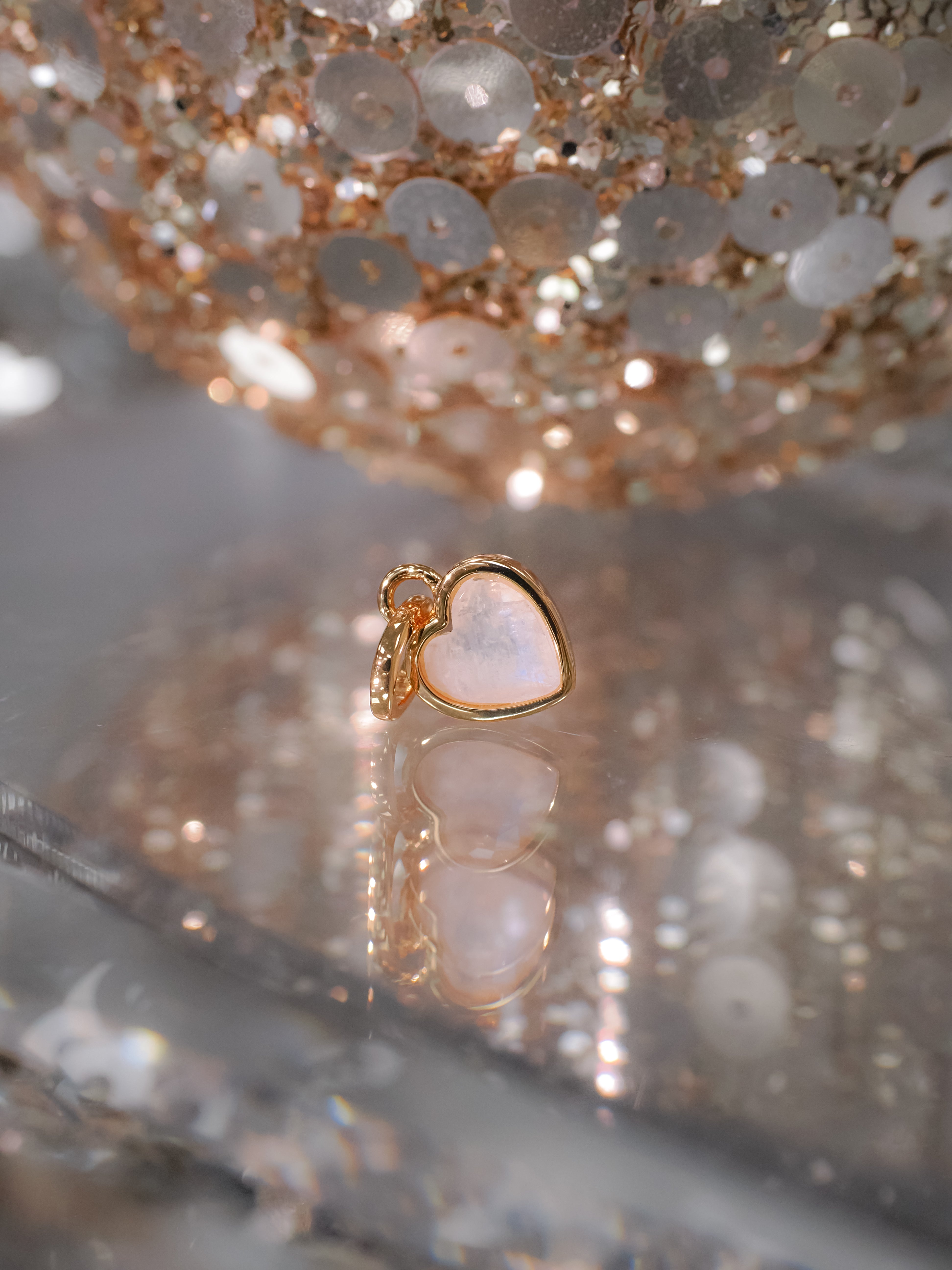 (Not for Sale) Exclusive Redeemable Gift with 4000 Moon Dollars