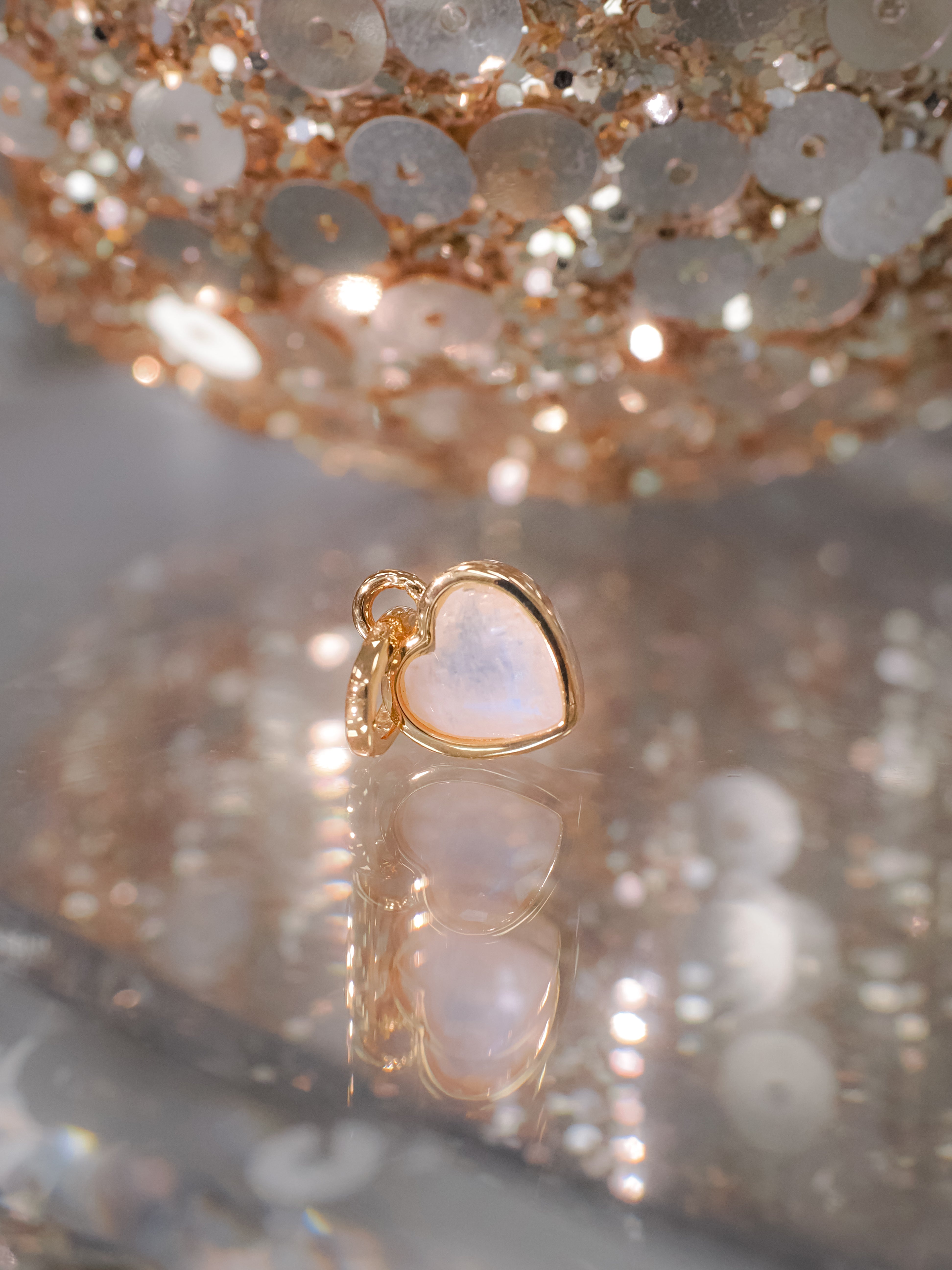 (Not for Sale) Exclusive Redeemable Gift with 4000 Moon Dollars