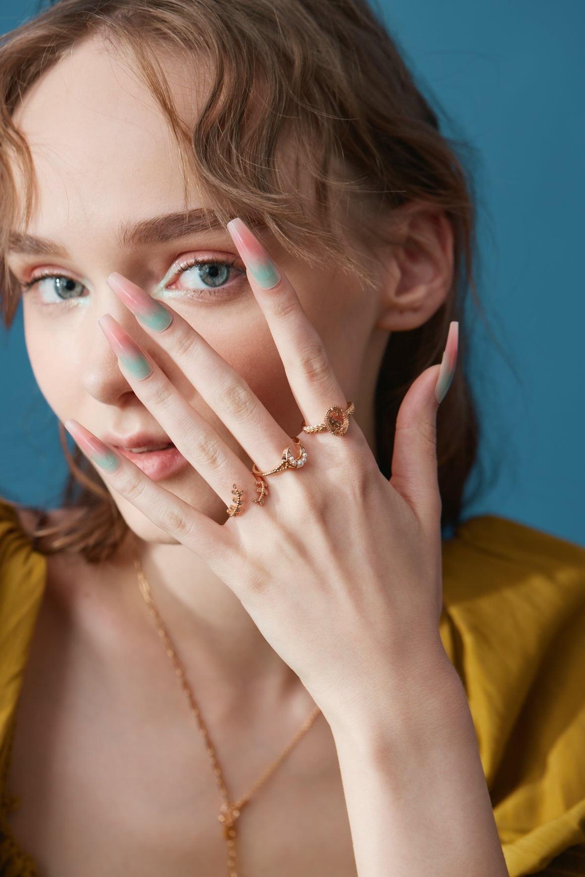 Clear Quartz Gold Ring - Cheshire Cat