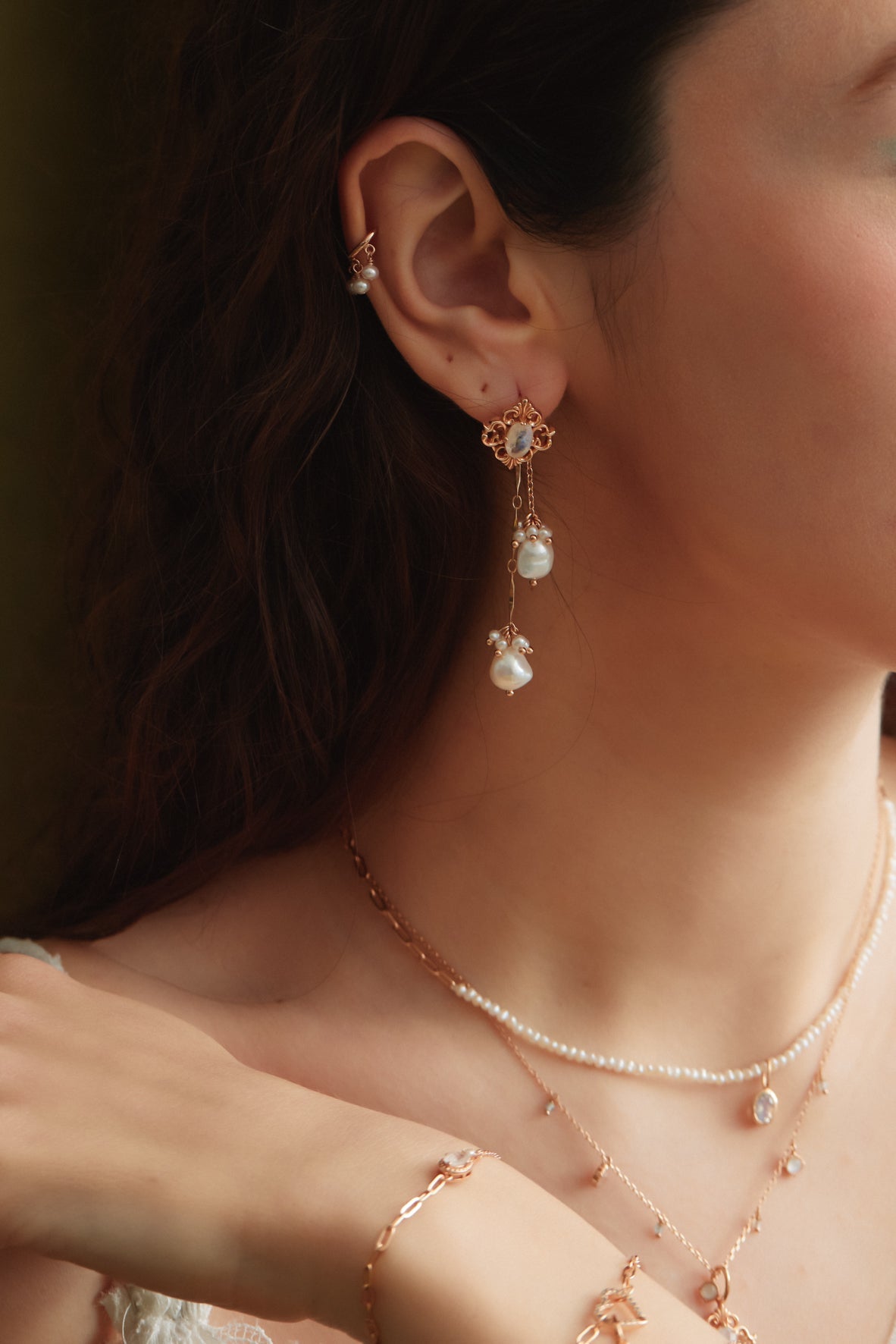 Freshwater Pearl Gold Dangle - Ear Cuff