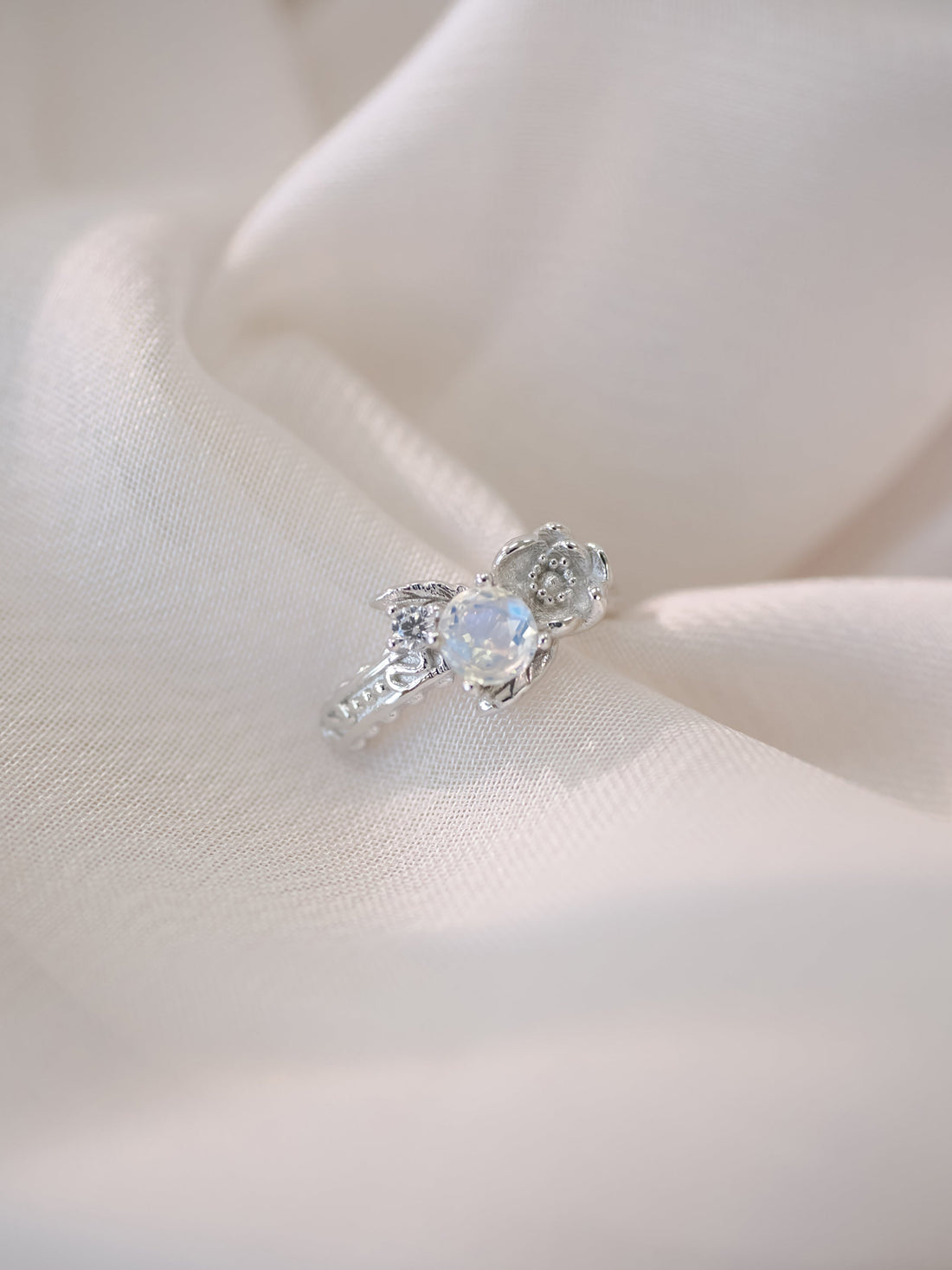 Moonstone Silver Ear Cuff - Poppy