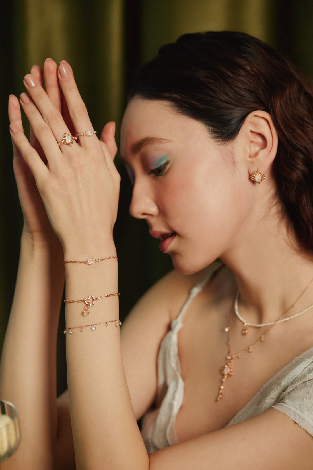 Moonstone & Pearl Gold Bracelet - Hazy